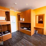 Do Step Inn Central - Self-Service-Hostel